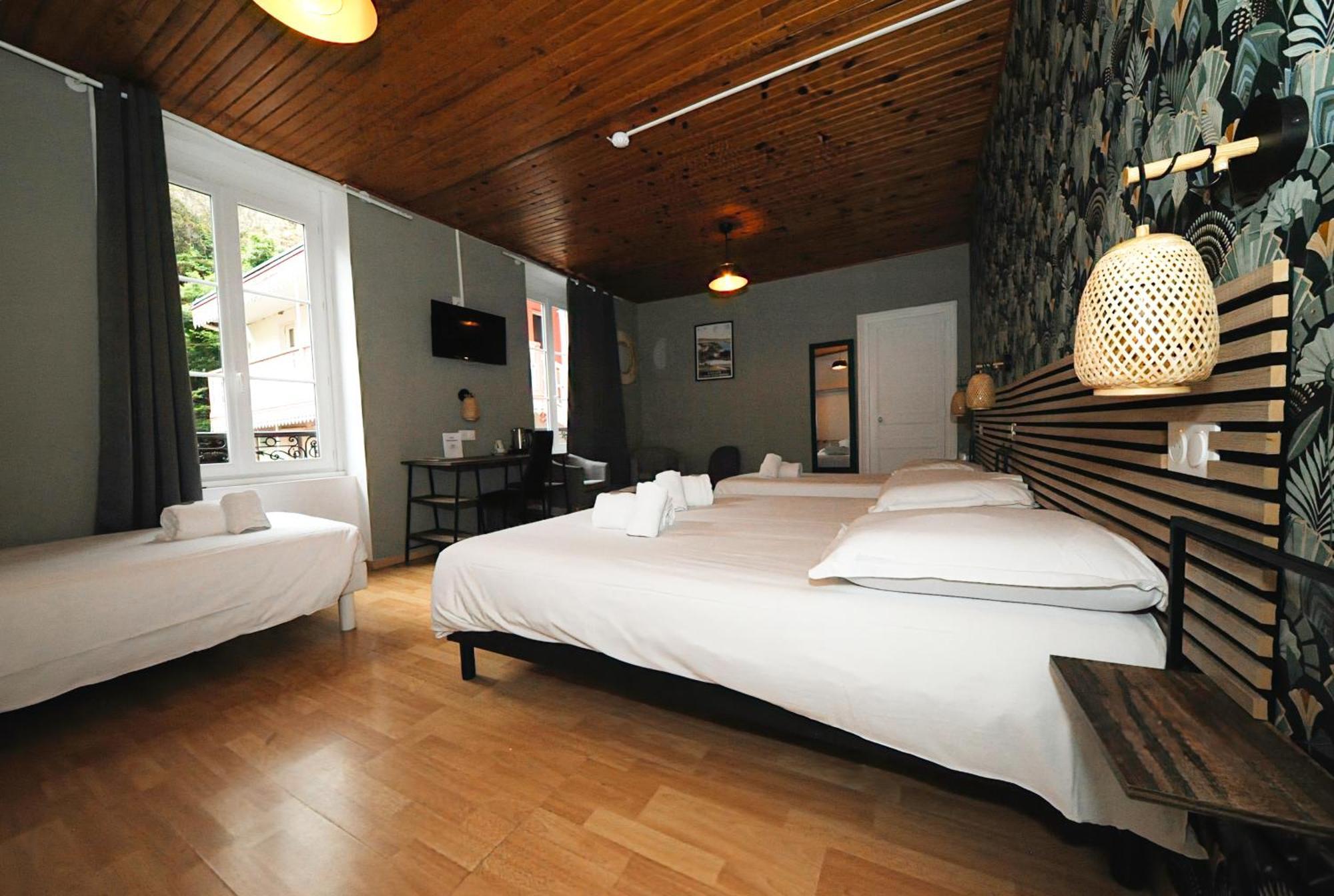 Hotel & Restaurant Le Patio Vichy Exterior photo